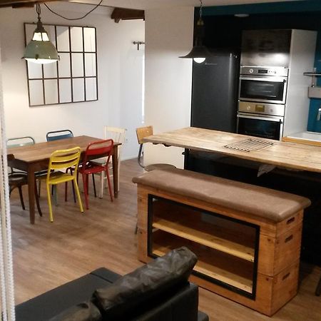 Le Drapeau Normand Apartment Bayeux Bagian luar foto