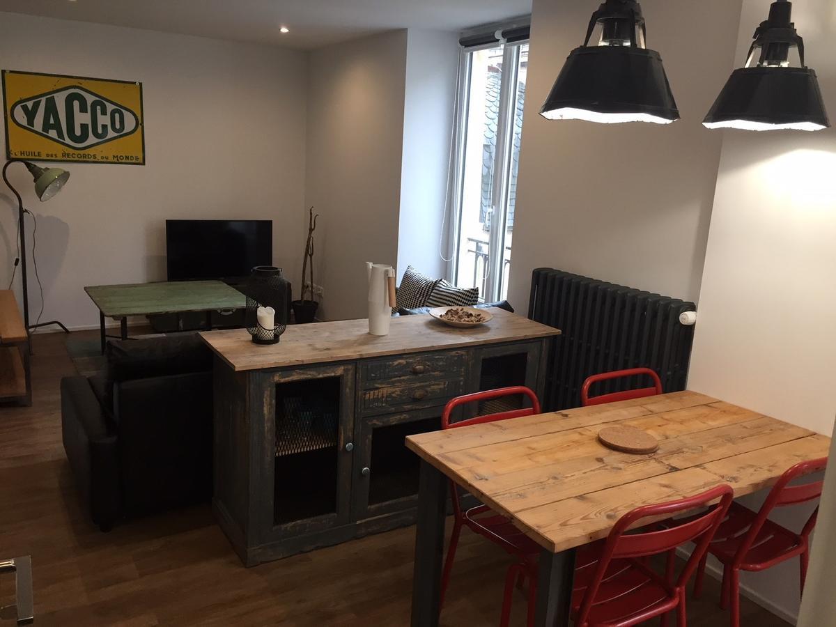 Le Drapeau Normand Apartment Bayeux Bagian luar foto