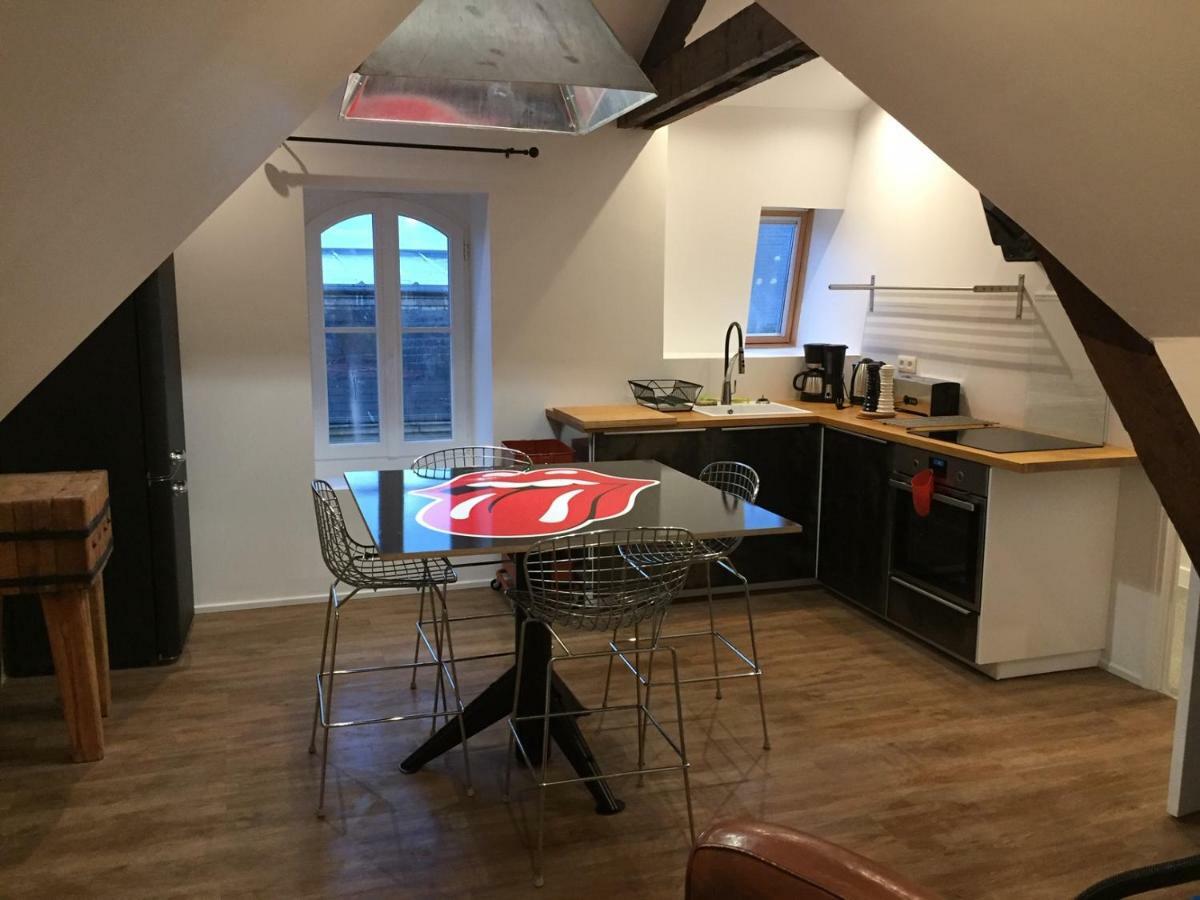 Le Drapeau Normand Apartment Bayeux Bagian luar foto